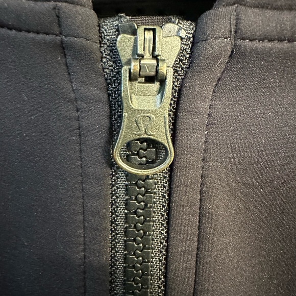 Lululemon Var-City Bomber Black / Heathered Black W4G45S Retail $128 Size 8-10 - Picture 5 of 6
